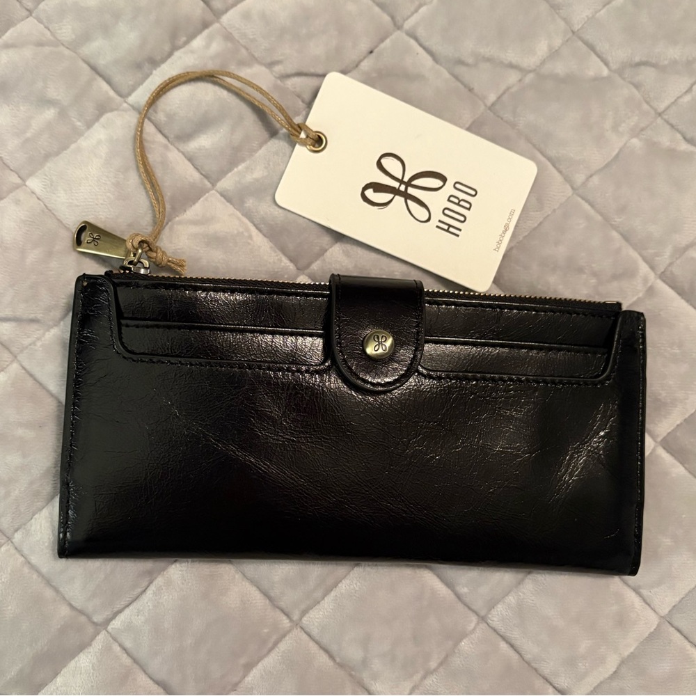 New authentic HOBO Dunn Continental wallet